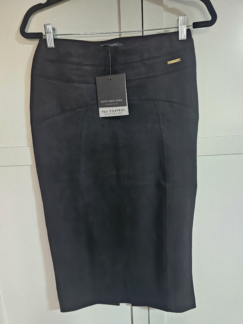 Marc New York Andrew Marc XS Black Faux Suede Pencil Skirt NWT Stretch MSRP $59